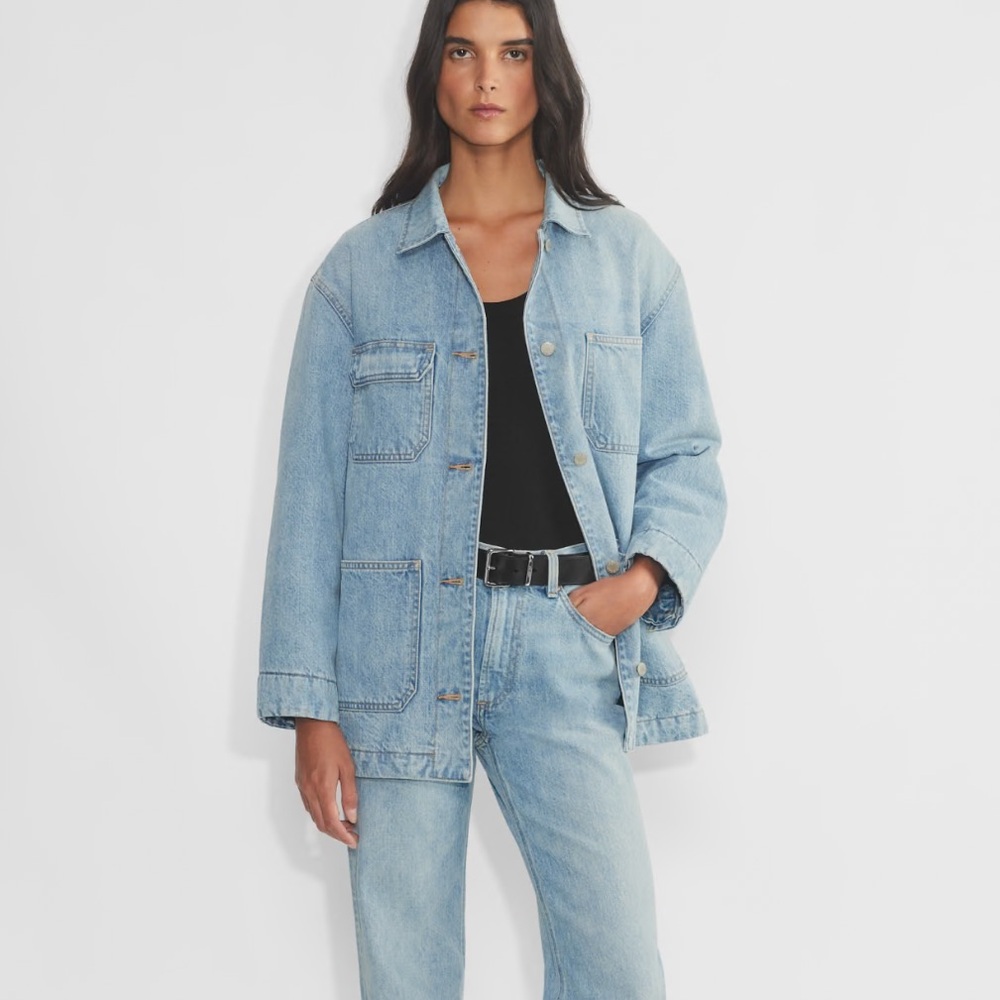 Aritzia Denim Forum The ’90s Denim Chore Coat
Classic denim chore jacket